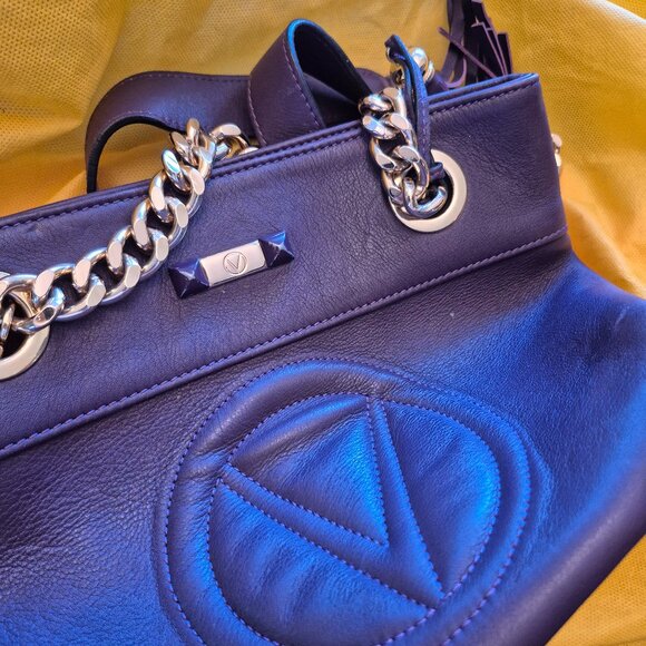 Handbag - Picture 1 of 6